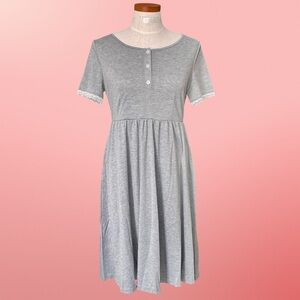 WBQ Gray Round Neck Short Sleeve Maternity Nursing Breastfeeding Dress SzS